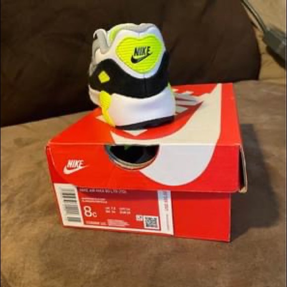 Toddler Air Max - Picture 2 of 4
